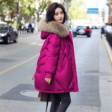 玫红色羽绒服女中长款90白鸭绒毛领外套【高仿毛的下架】,女装羽绒服,鑫源服饰