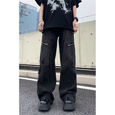 黑色