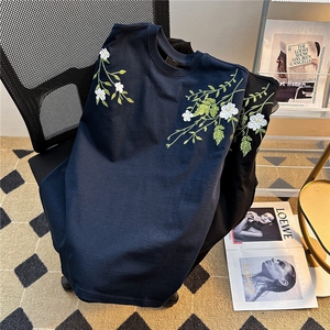 重工街头新中式花卉刺绣廓形短袖T恤男女潮百搭圆领夏装上衣服图片