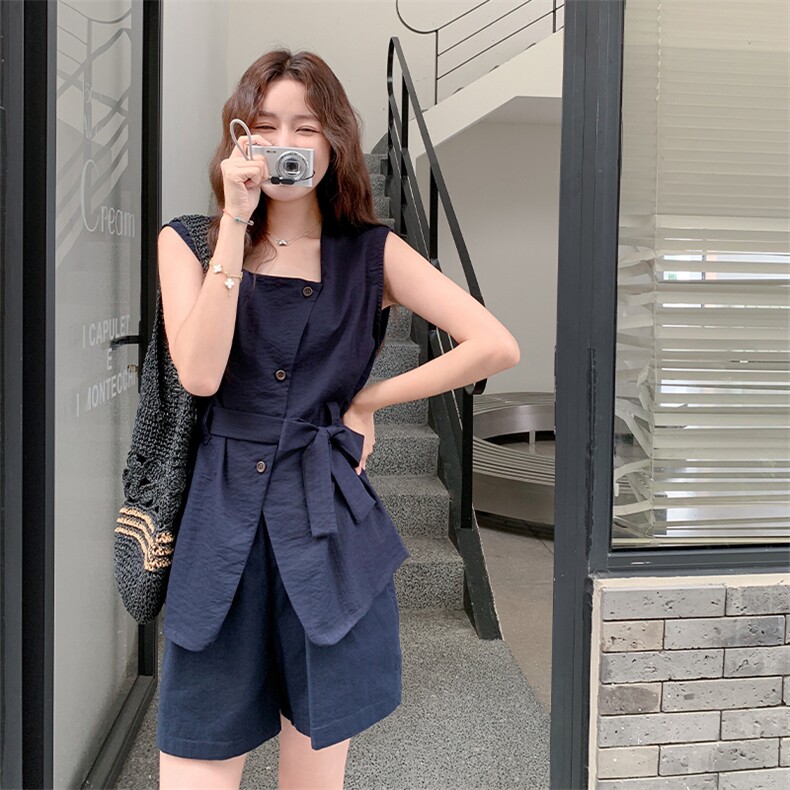 现货！现货！现货！设计感系带上衣＋短裤套装6823-P155-K238,女装套装/套裙,2D034