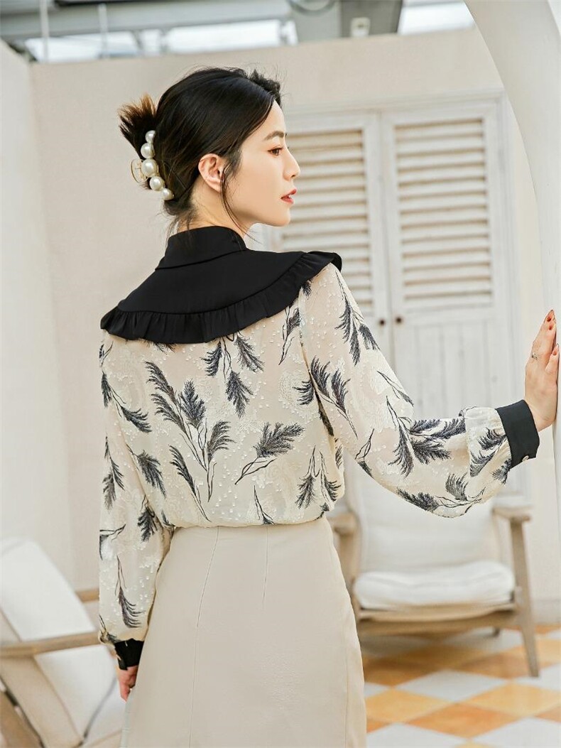 简约，大气，不挑人，其它，里亚尔