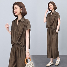 妈妈装时尚天丝套装女夏2025新款宽松洋气短袖衬衫洋气休闲两件套，女装套装/套裙，雪樱依海