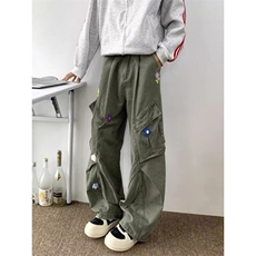 军绿色