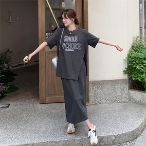 休闲减龄T恤半身裙套装女2025夏季新款俏皮活泼侧开叉显瘦两件套图片