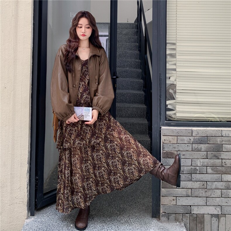 酷飒拽姐碎花吊带连衣裙两件套女2025秋季新款美拉德复古皮衣外套图片