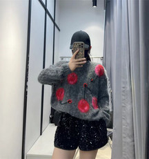 2025年秋季常规樱桃提花加厚圆领，女装羊毛衫，美轩羊绒