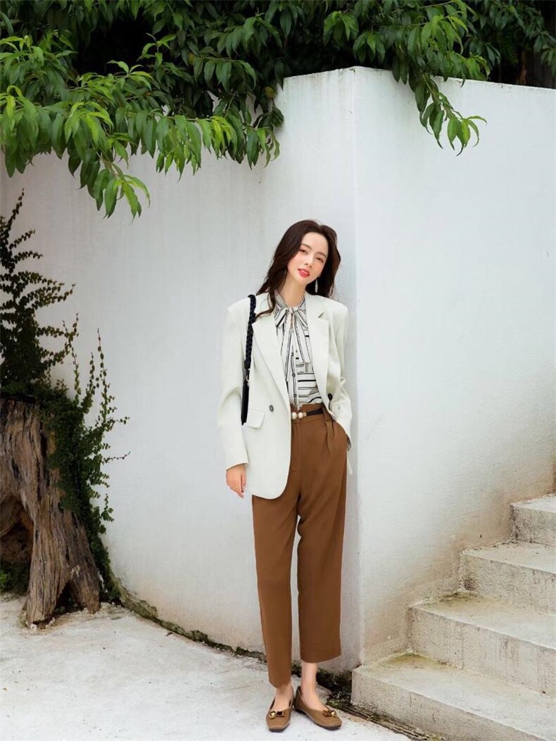 三色西装，女装西装，如问