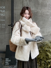 现货新款年货环保皮毛一体配围巾仿花狐貂外套p195-k298，女装皮草，SL