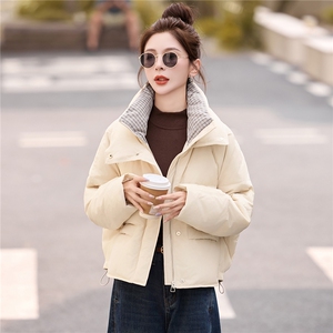 时尚短款羽绒服女2025冬季新款高级感立领保暖90白鸭绒外套图片
