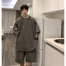 深灰色