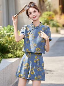 牛仔短裤套装女2025夏新款超火高级感新中式国风独特漂亮精致穿搭图片