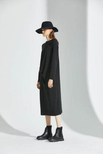 【现货】秋季长款连衣裙，女装连衣裙，时空轨道