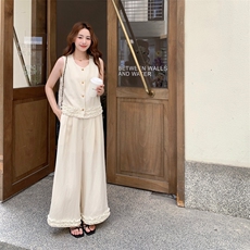 米白色法式蕾丝木耳边松弛感背心套装女夏季新款显瘦阔腿裤两件套，女装套装/套裙，2C126