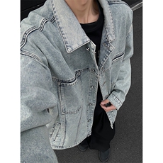 蓝色