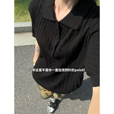 黑色