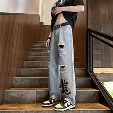 蓝色