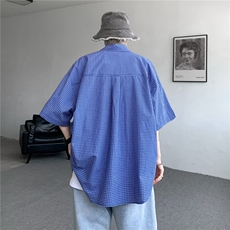 深蓝色