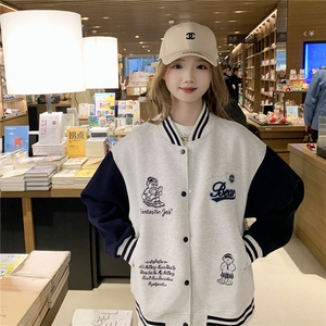 现货棒球服外套女2026春秋新款小个子超火休闲洋气减龄短款图片