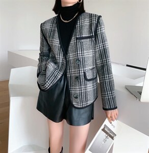 新款外套两个颜色图片