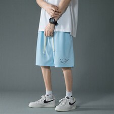 浅蓝色