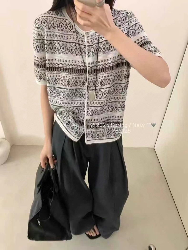 高档夏季新款t恤女短袖圆领宽松休闲正肩穿搭简约洋气小众ins,女装T恤,唐诺