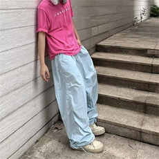 蓝色