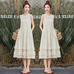 时尚气质波点背心连衣裙女2025夏季新款韩版洋气减龄无袖连衣裙女图片