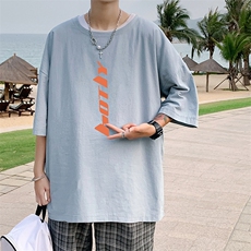 浅蓝色