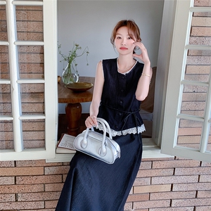 藏青色蕾丝拼接牛仔马甲套装裙女2025夏季新款一整套半身裙两件套图片