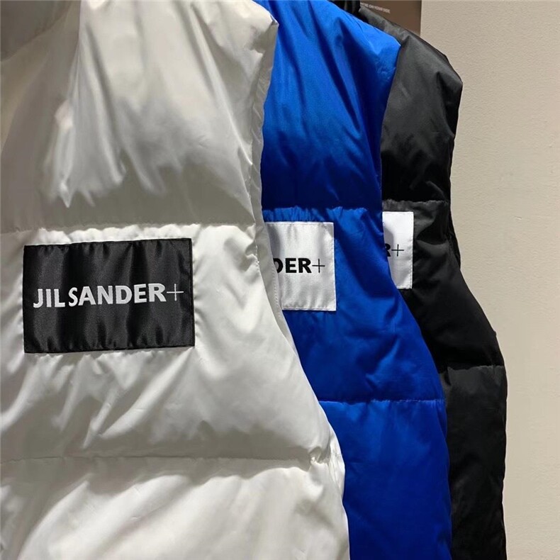 Queena PHoebe QUEENAPHOEBE130237