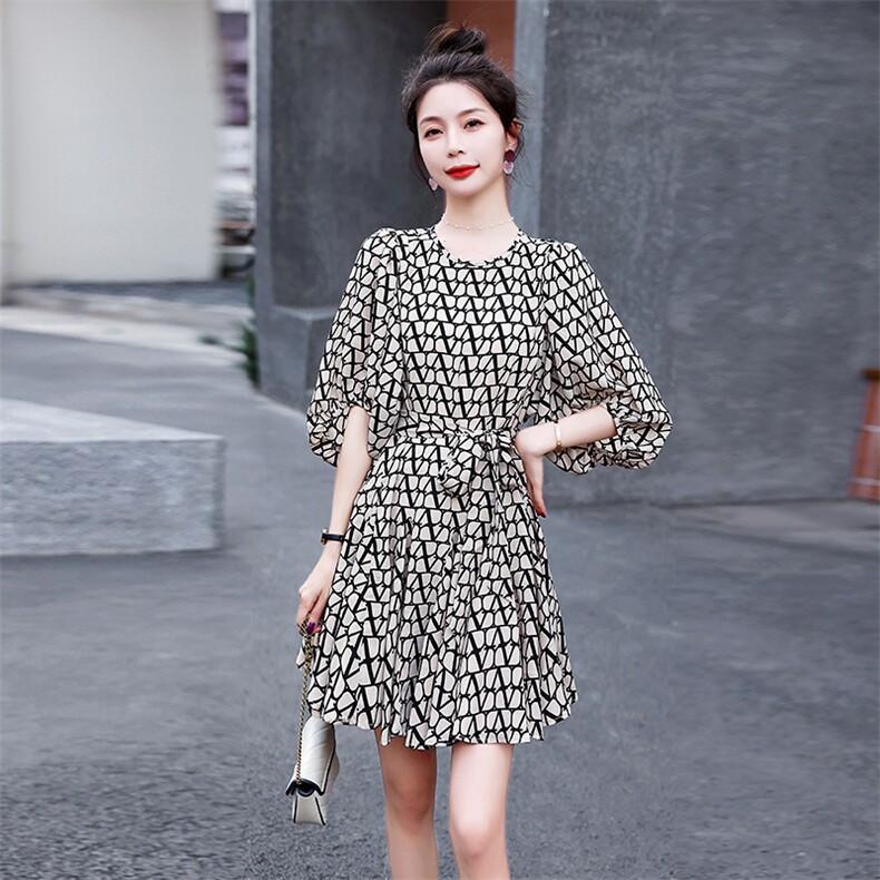 2025新款夏季格子雪纺连衣裙女小个子a字裙短裙气质显瘦宽松裙子,女装连衣裙,贵人树