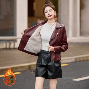 海宁皮衣女2024秋冬修身仿绵羊皮女士短款皮夹克小个子气质皮外套图片