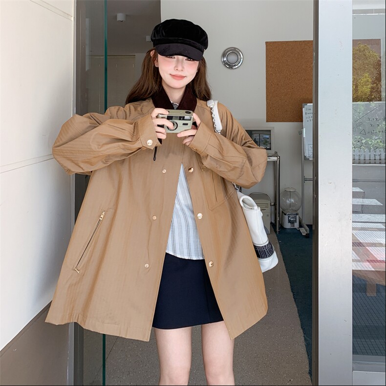 丝绒拼接卡其色风衣外套女春秋2025新款爆款休闲斗篷式宽松大衣,女装短外套,2C372