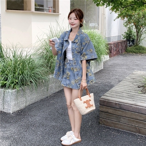 现货 炸街牛仔碎花套装2C105-1059-P145-K218图片