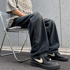 蓝灰色