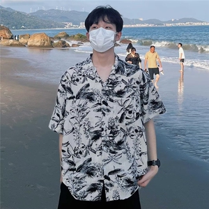 夏季沙滩度假风痞帅花衬衫男韩系冷淡风复古设计冰感薄款短袖潮牌图片