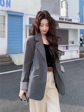 28081-7708-P145-K218春装新款灰色休闲百搭设计感西装外套，女装西装，韩蜜菓