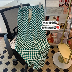 绿色