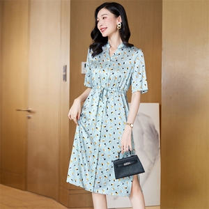 杭州真丝桑蚕丝连衣裙女2025年夏季新款气质高端精致收腰品牌碎花图片