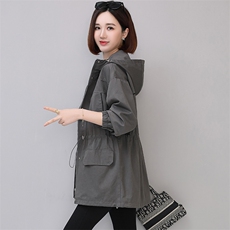新款棉服女中长款冬季外套宽松韩版收腰显瘦连帽加绒派克服，女装风衣，依万里