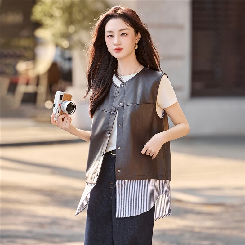 现货新款秋新款韩版时尚宽松休闲今年流行短外套炸街PU马甲，女装皮衣，美静678