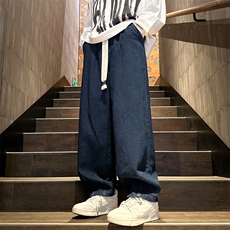 蓝色