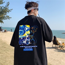 黑色