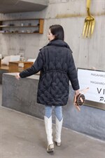 【现货】新款亮片刺绣小辣椒羽绒服服，女装羽绒服，萱萱家