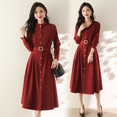 现货新款气质长袖连衣裙女2025秋新款系带收腰中长款风衣裙送腰带，女装风衣，韩美纤衣