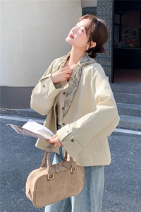 2026春装新品现货韩版清新气质短款风衣外套女送丝巾图片