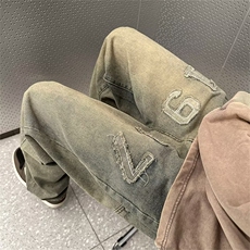 黄泥色