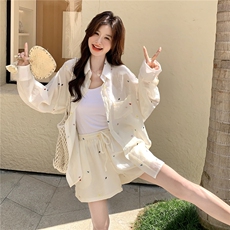 防晒轻薄刺绣衬衫短裤套装女夏小个子两件套绝美俏皮，女装套装/套裙，2C166