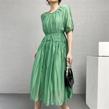 2022新款夏装连衣裙修身显瘦，，女装连衣裙，序儿