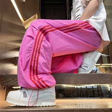 红色